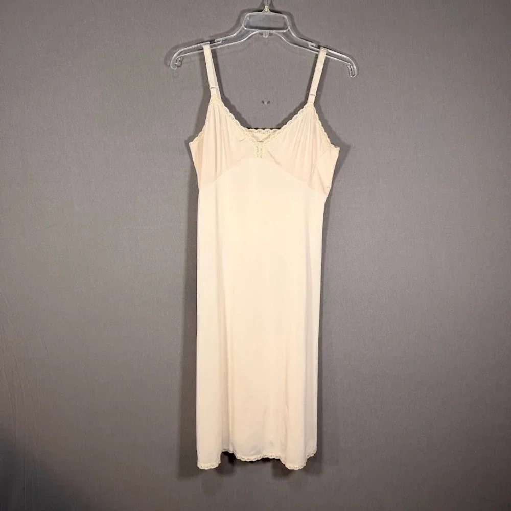 Shadowline Vintage Beige Lace Trim Slip Dress Sz 38 L Tall Nightie Babydoll Y2K - Picture 2 of 11
